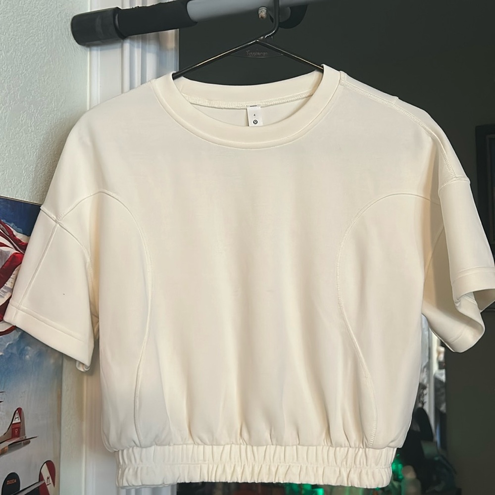 Lululemon softstreme gathered crop top